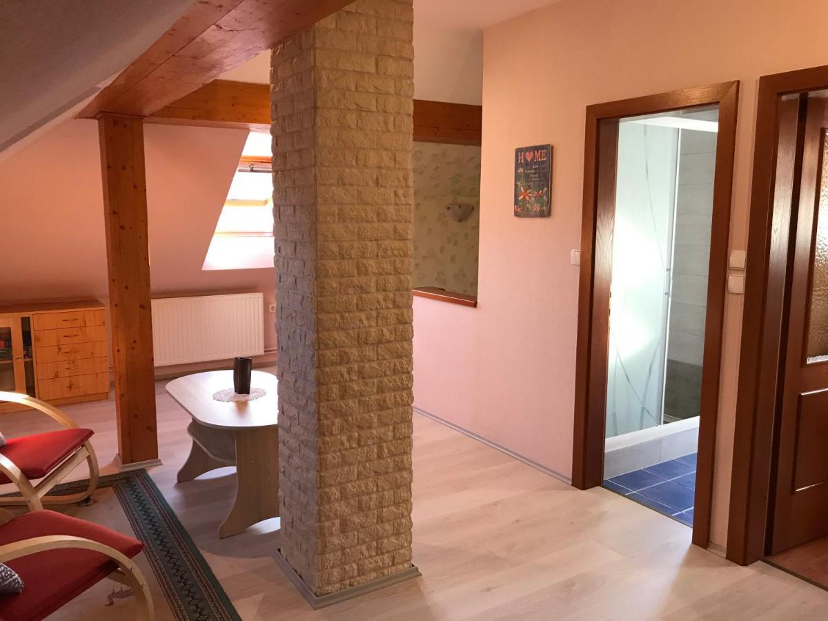 شقة Orsi House سزومباثيلي المظهر الخارجي الصورة
