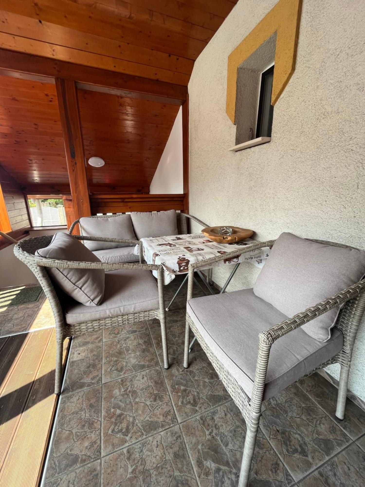 شقة Orsi House سزومباثيلي المظهر الخارجي الصورة