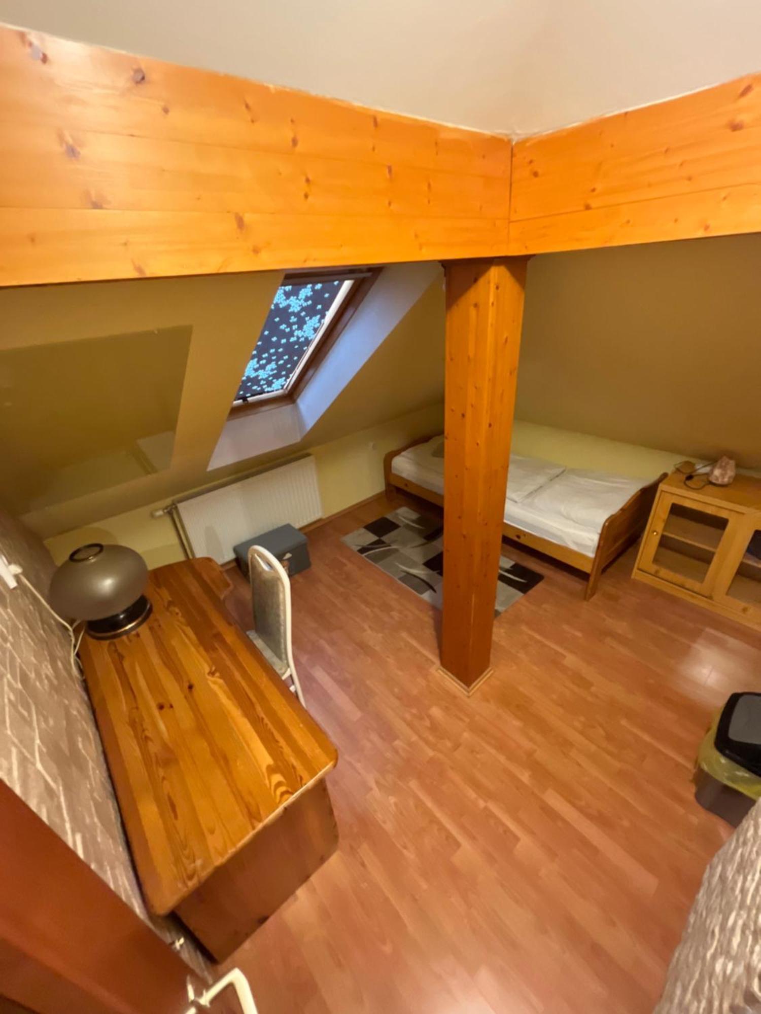شقة Orsi House سزومباثيلي المظهر الخارجي الصورة